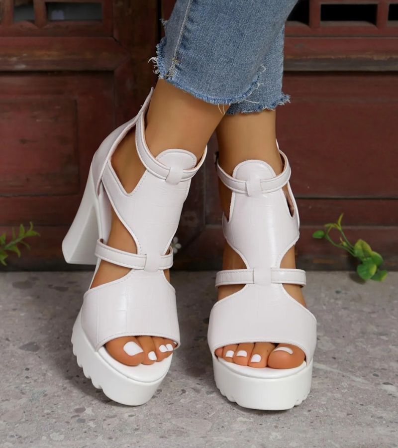 Elestine - Sandali gladiatore con plateau scolpito