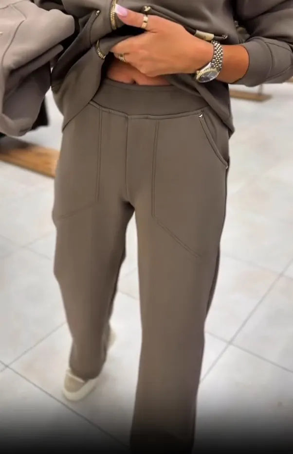 Floranique - Giacca corta con zip e pantaloni a gamba larga