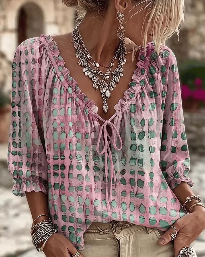 Araminta - Blusa in tessuto morbido con scollo a V e laccetti