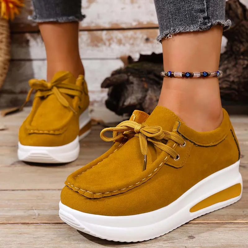 Eirwen - Sneakers con suola platform ammortizzata e lacci