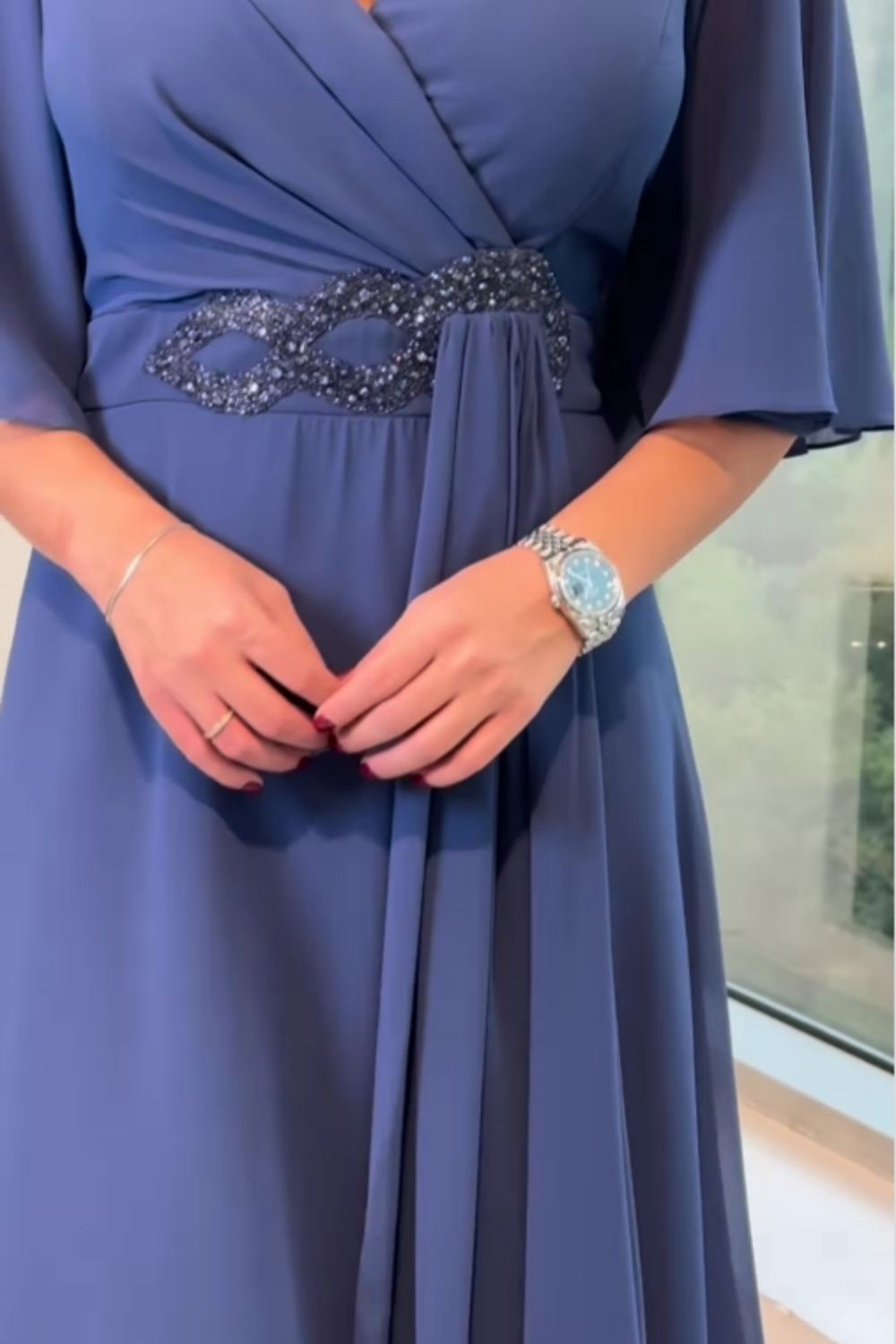 Celinette - Abito lungo in chiffon con vita gioiello