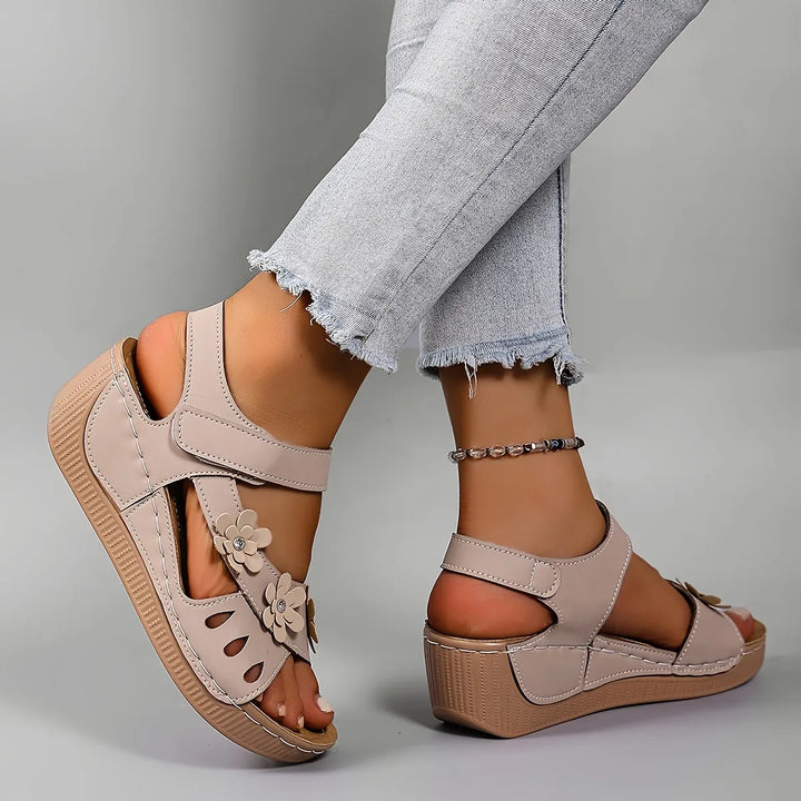 Fiorelia - Sandali con zeppa floreali comodi