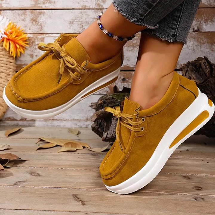 Eirwen - Sneakers con suola platform ammortizzata e lacci
