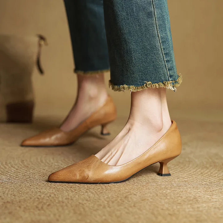Serelina - Décolleté eleganti a punta con tacco kitten