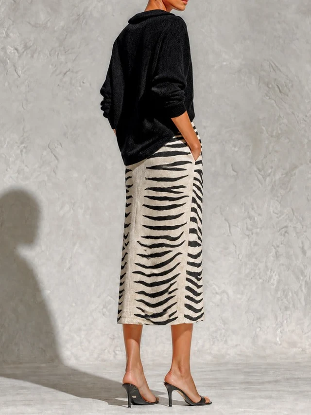 Aelyra - Maglione in maglia morbida & coordinato con gonna midi in lino a stampa zebrata