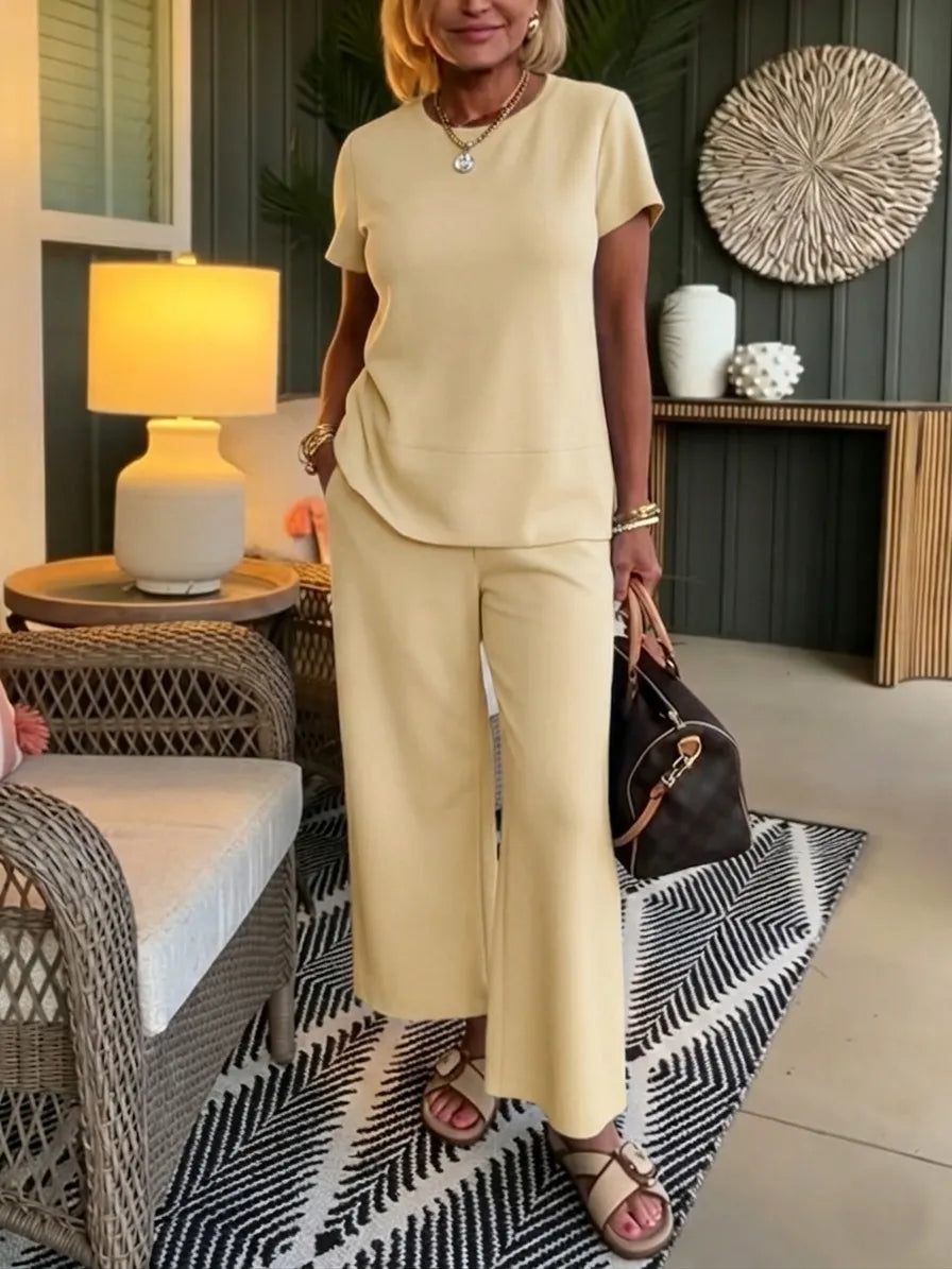 Caelora - Coordinato due pezzi con pantaloni a gamba larga e vestibilità comoda