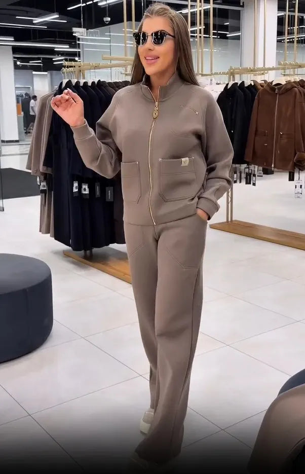 Floranique - Giacca corta con zip e pantaloni a gamba larga