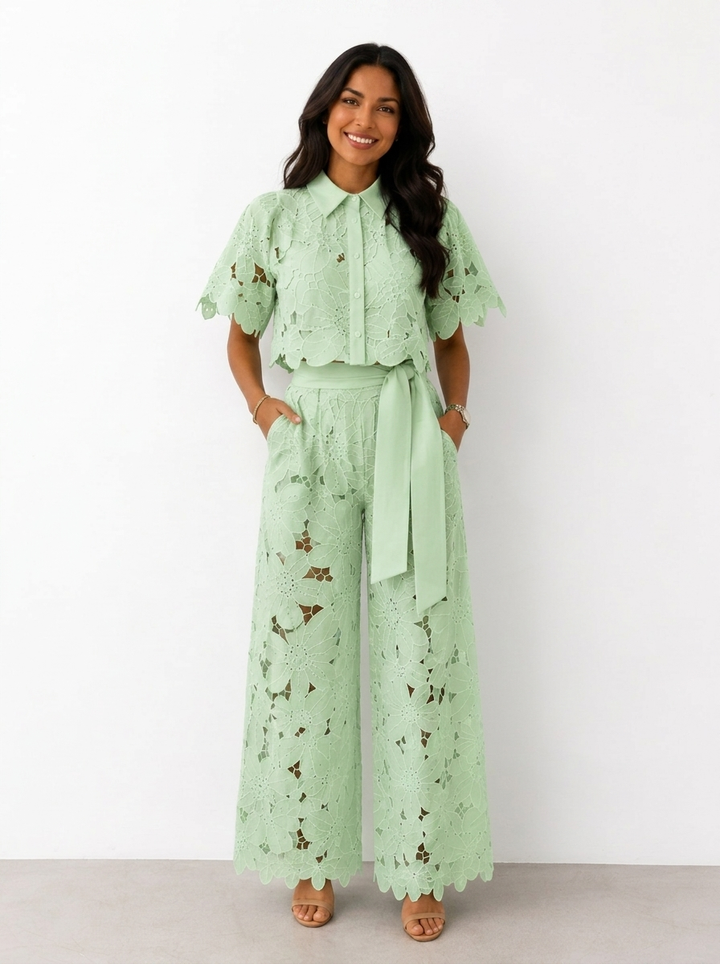 Avalina - Completo blusa e pantaloni dal tocco morbido